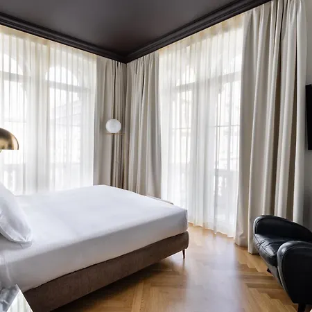 Готель Continentale 4*