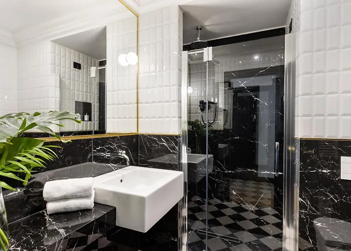 Continentale Готель Трієст